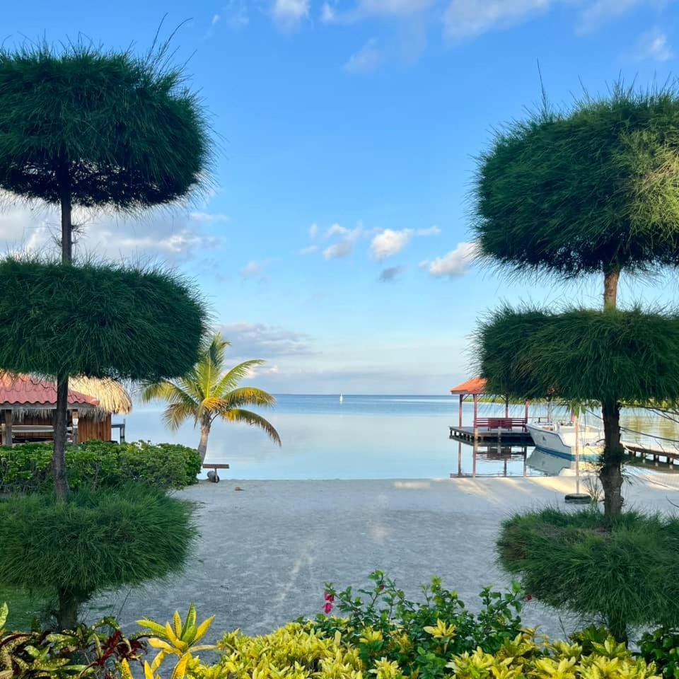 St. George'S Caye Resort Беліз Екстер'єр фото